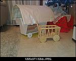 Heuwagen hinten Eigenbau, vorne Karlie Heuwagen
