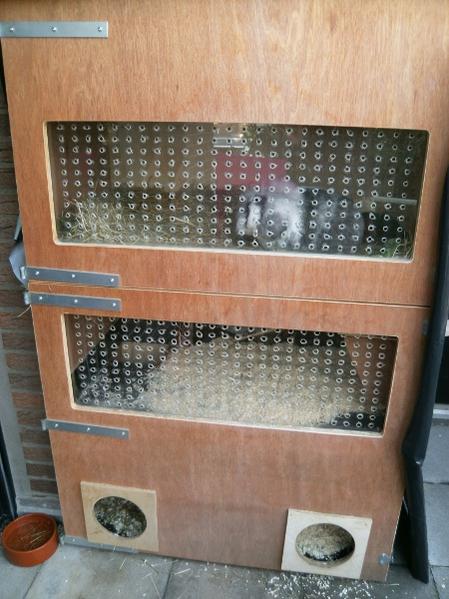 Stall von au�en